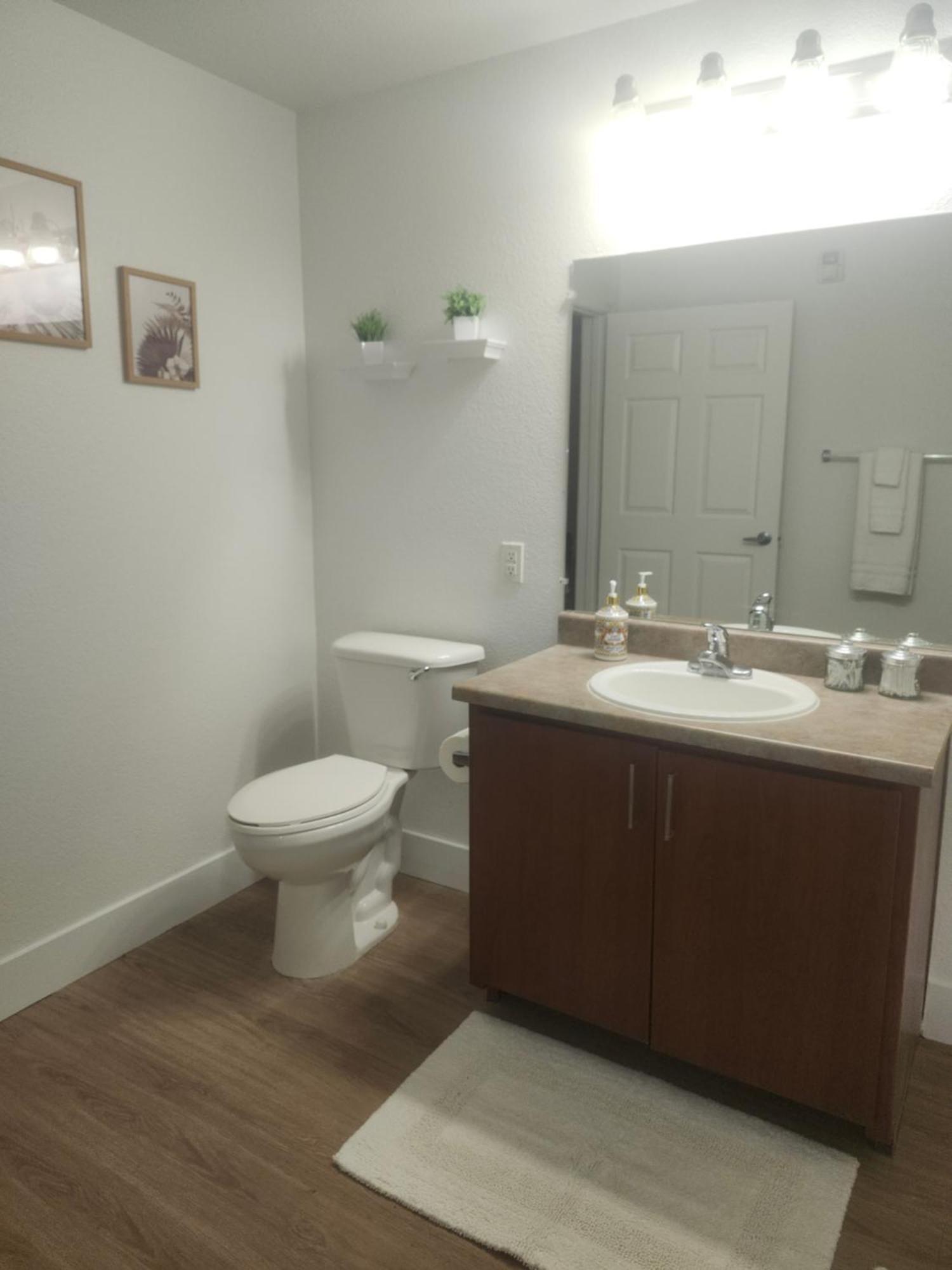 Westgate Entertainment District, Walk To Events, Wifi, Free Parking Leilighet Glendale Rom bilde